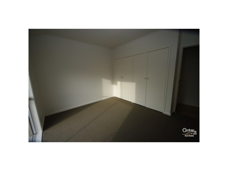 2/1 Olive Grove, Mentone VIC 3194