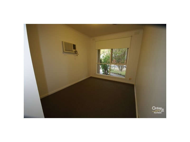2/1 Olive Grove, Mentone VIC 3194