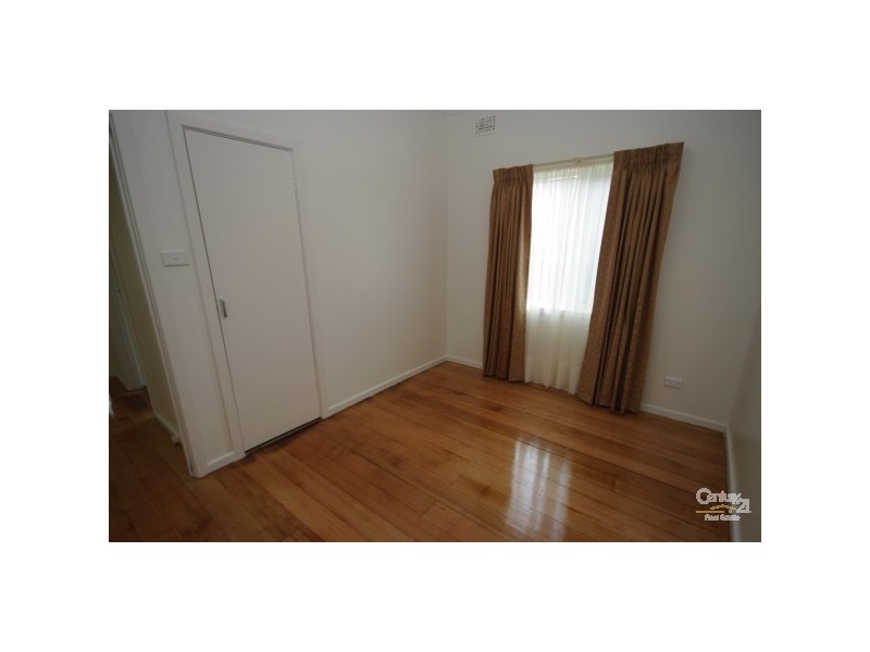 5 Moya Crescent, Noble Park VIC 3174