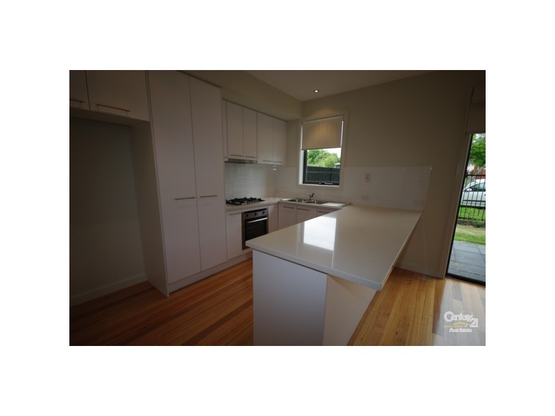 2/2-4 Faulkner Street, Bentleigh VIC 3204