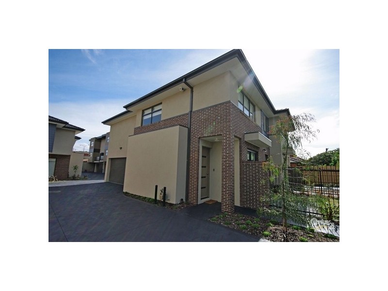 2/2-4 Faulkner Street, Bentleigh VIC 3204