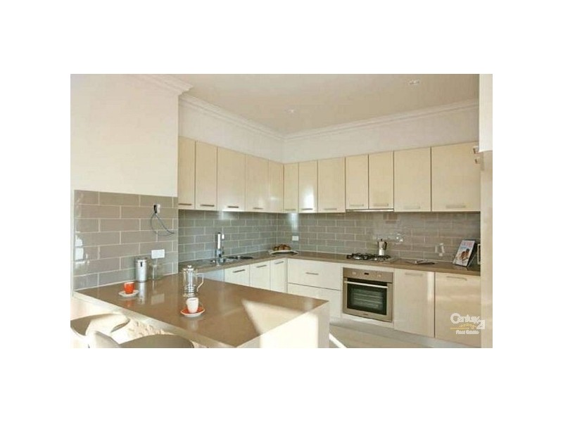 2/10 Norville Street, Bentleigh East VIC 3165