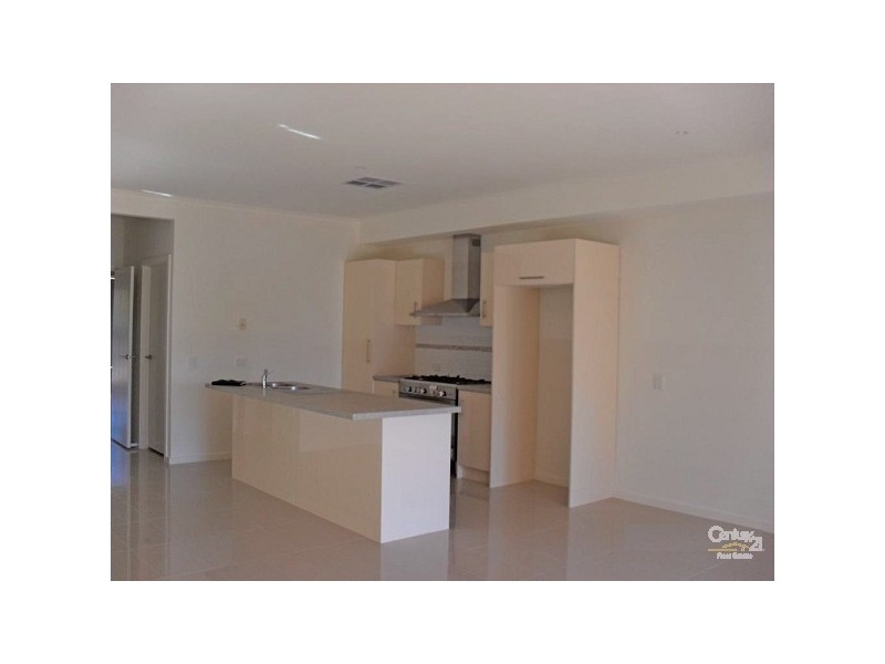 2/53 Denver Street, Bentleigh East VIC 3165