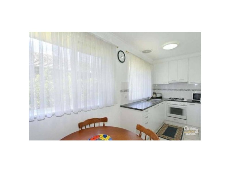 3/8 Brentwood Street, Bentleigh VIC 3204