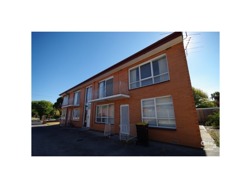 4/13 Baker Street, Moorabbin VIC 3189