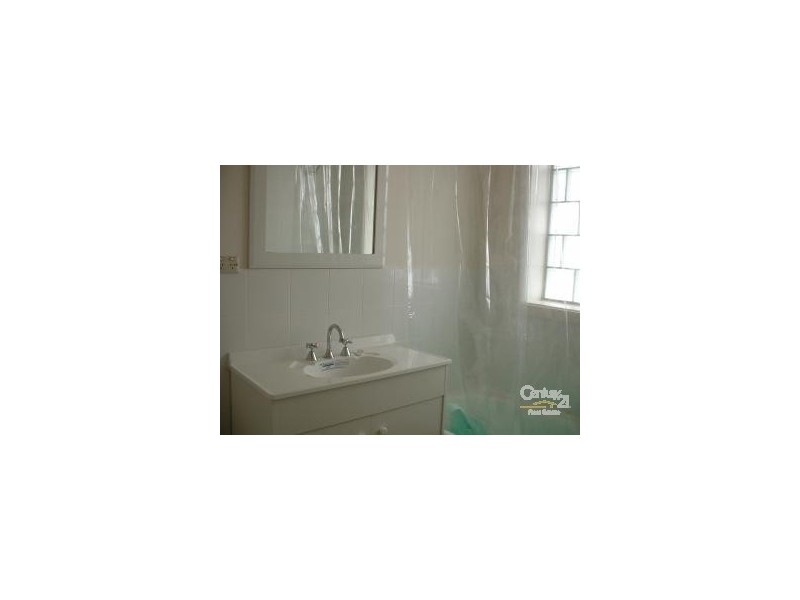 4/13 Baker Street, Moorabbin VIC 3189