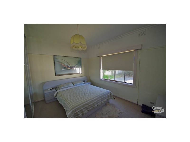 22 Luckins Road, Bentleigh VIC 3204