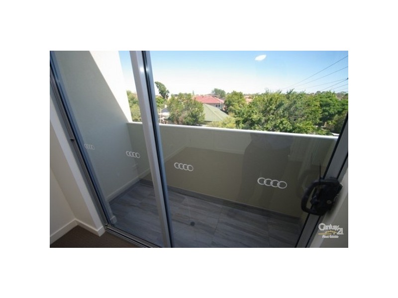 2/282 Centre Road, Bentleigh VIC 3204