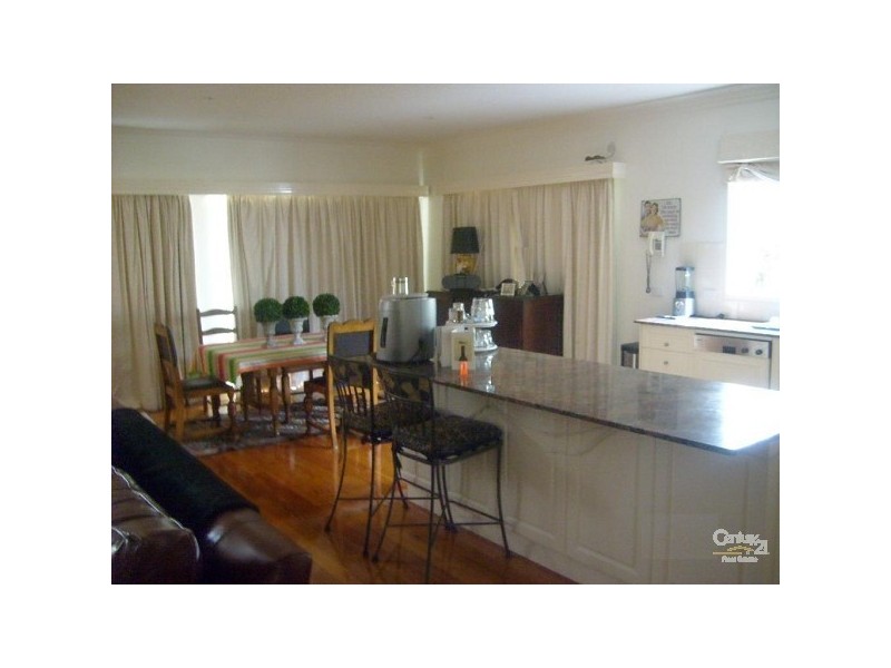 5 Glen Orme Avenue, Mckinnon VIC 3204