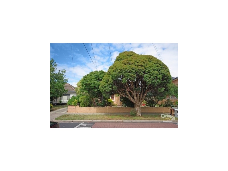 8 Neville, Bentleigh East VIC 3165