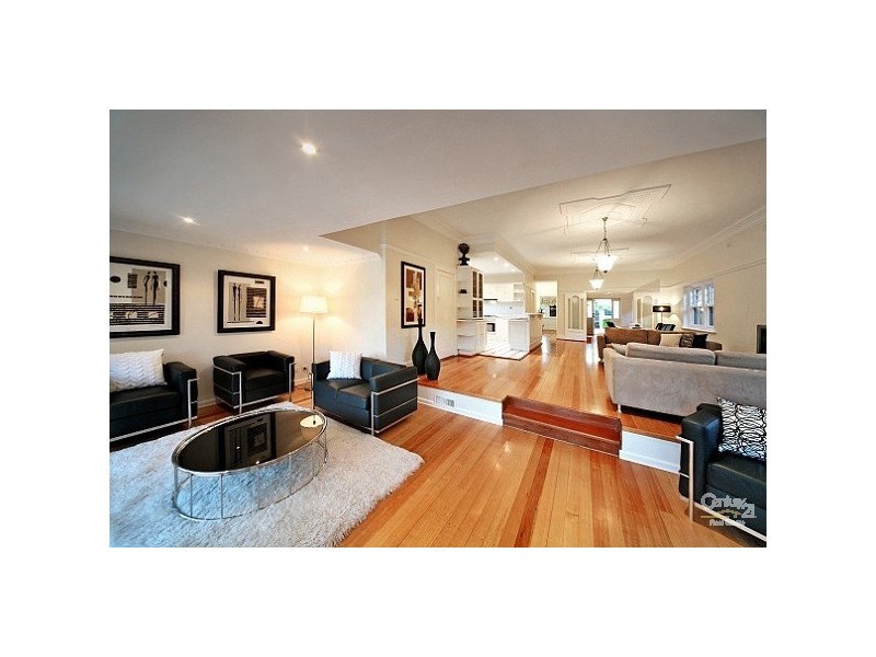 114 McKinnon Road, Mckinnon VIC 3204