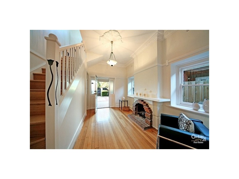 114 McKinnon Road, Mckinnon VIC 3204