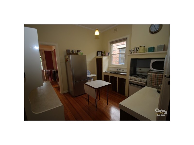 5 Fitzroy Street, Mckinnon VIC 3204