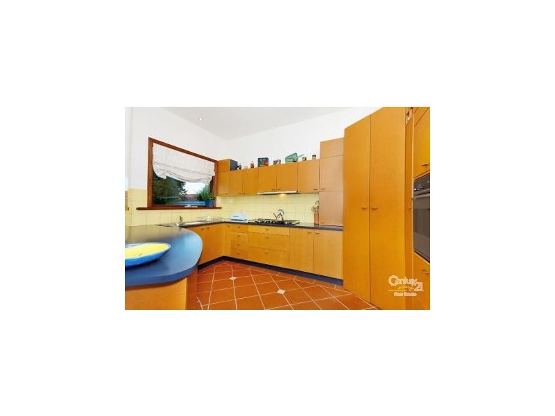 3 Fitzroy Street, Mckinnon VIC 3204