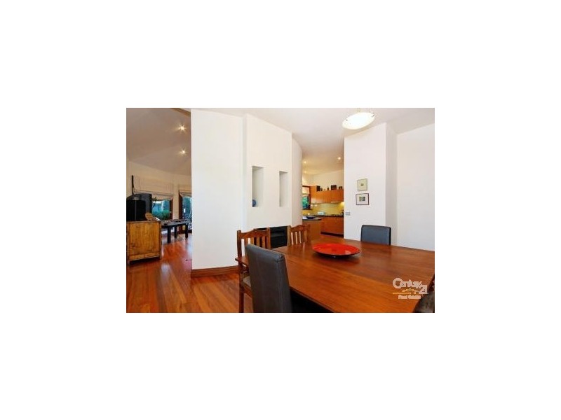 3 Fitzroy Street, Mckinnon VIC 3204