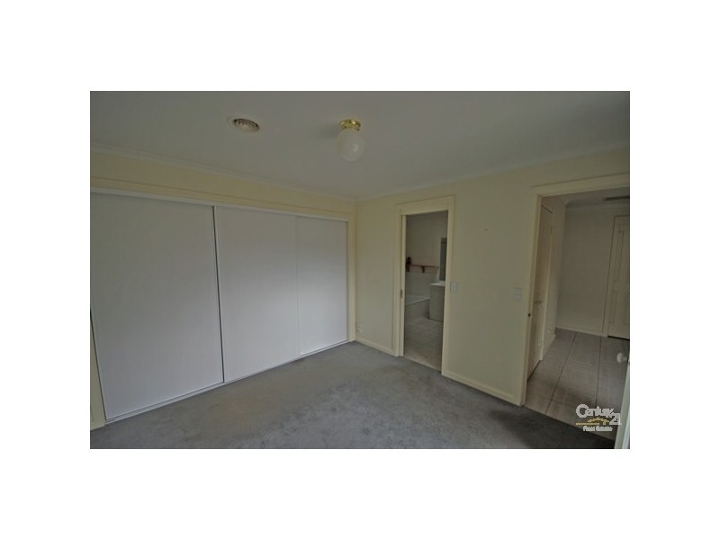 2/45 Bent Street, Mckinnon VIC 3204