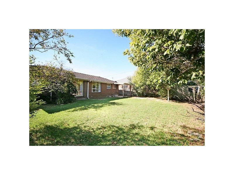 39 Ivan Avenue, Edithvale VIC 3196