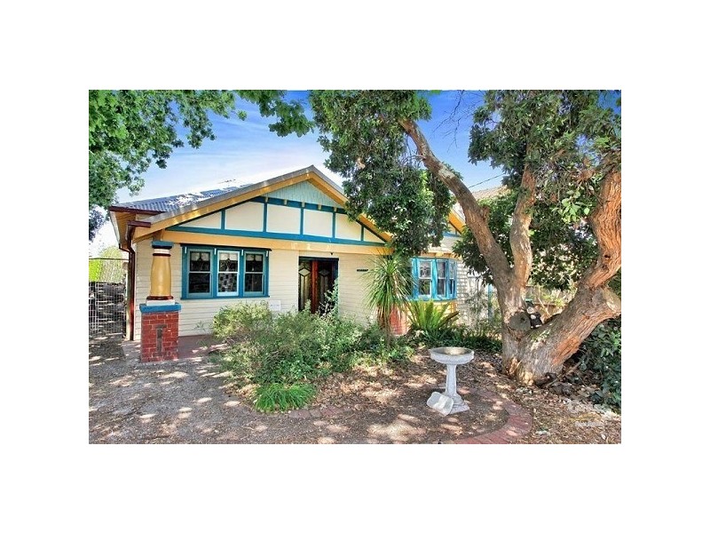 40 Anne Street, Mckinnon VIC 3204