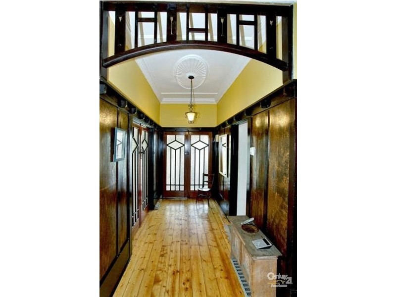 40 Anne Street, Mckinnon VIC 3204