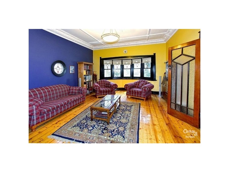 40 Anne Street, Mckinnon VIC 3204