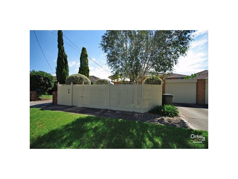 37 Hutchinson, Bentleigh VIC 3204