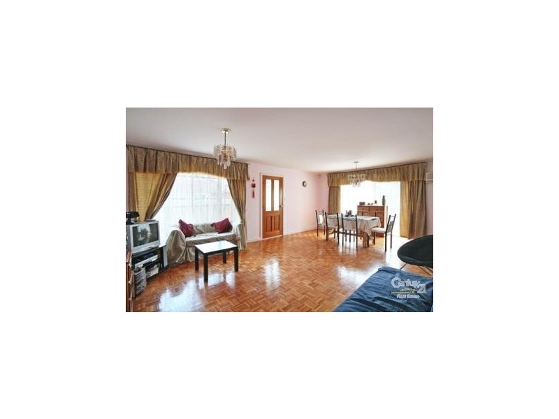 2/270 Jasper Road, Mckinnon VIC 3204