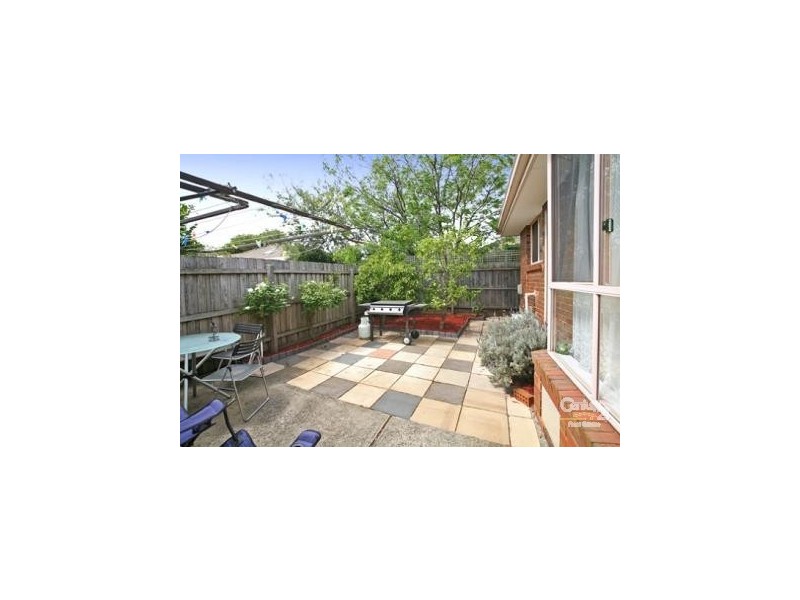 2/270 Jasper Road, Mckinnon VIC 3204