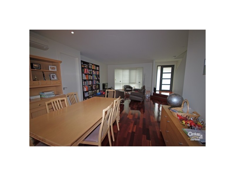 13 Lucas Street, Caulfield South VIC 3162