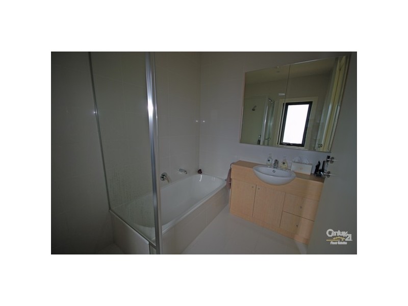 13 Lucas Street, Caulfield South VIC 3162