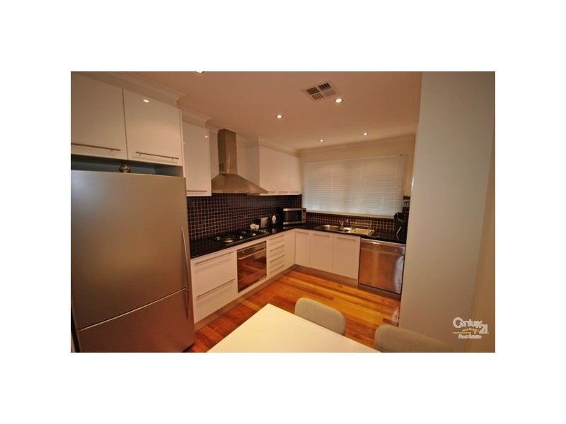 3/39 Coorigil Road, Carnegie VIC 3163