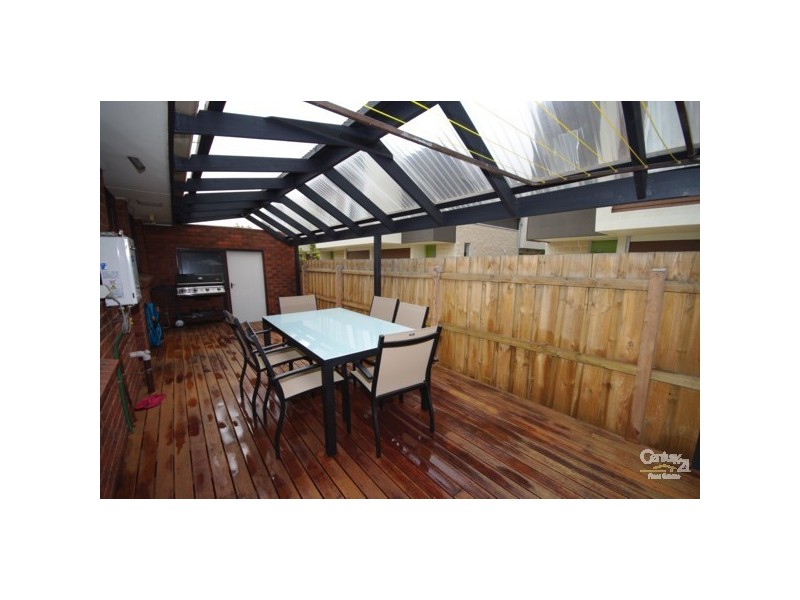 3/39 Coorigil Road, Carnegie VIC 3163