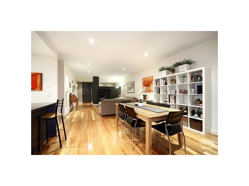 2/75A Tucker Road, Bentleigh VIC 3204