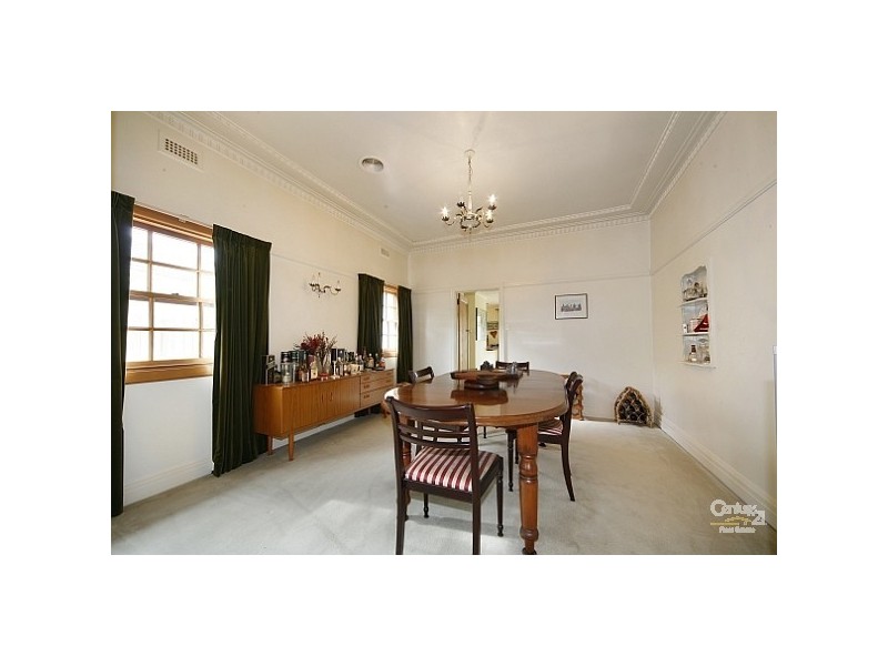 14 Wembley Grove, Mckinnon VIC 3204