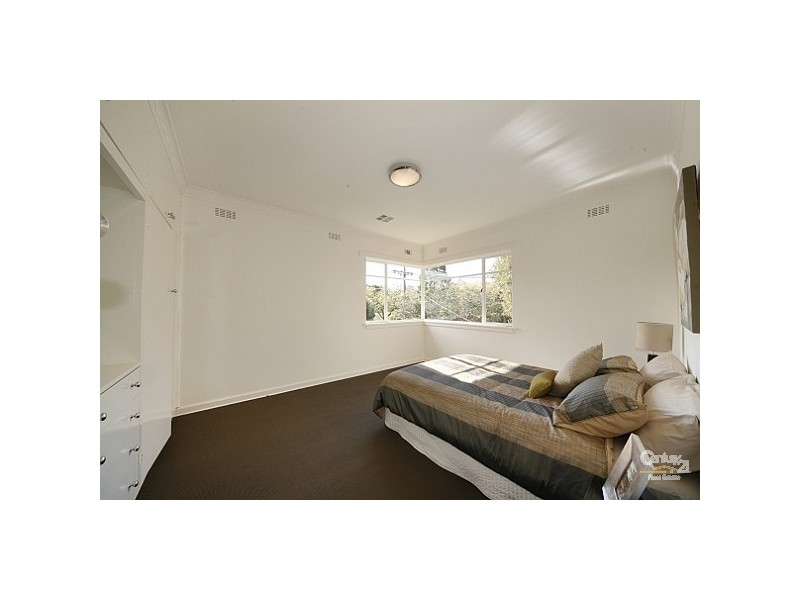 3/3 Glennifer Avenue, Brighton East VIC 3187