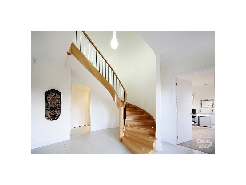 28 Seaview Avenue, Bentleigh VIC 3204