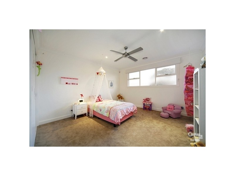 28 Seaview Avenue, Bentleigh VIC 3204