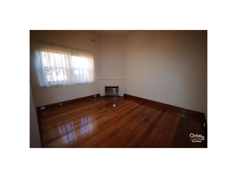 14 Elm Grove, Mckinnon VIC 3204