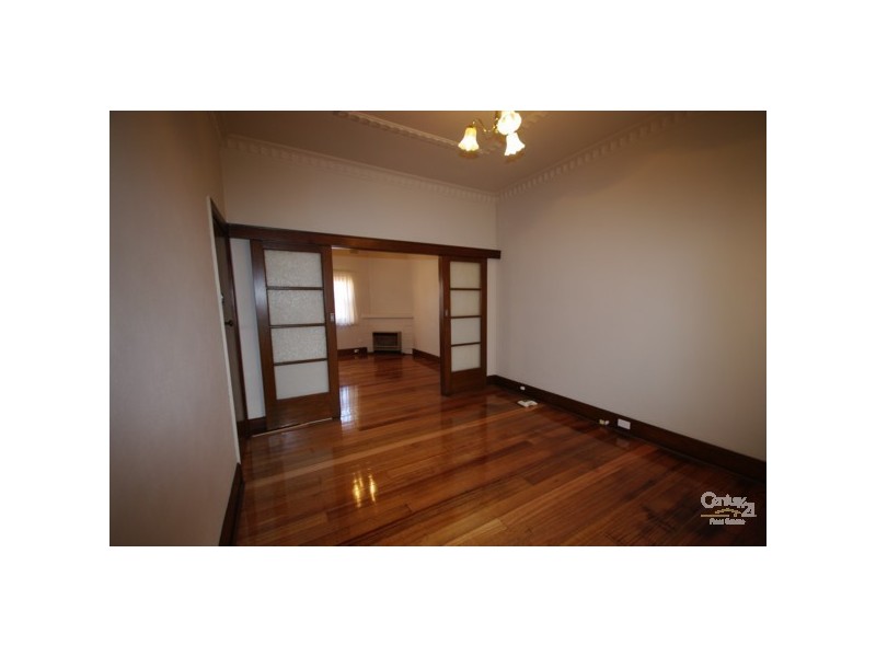 14 Elm Grove, Mckinnon VIC 3204