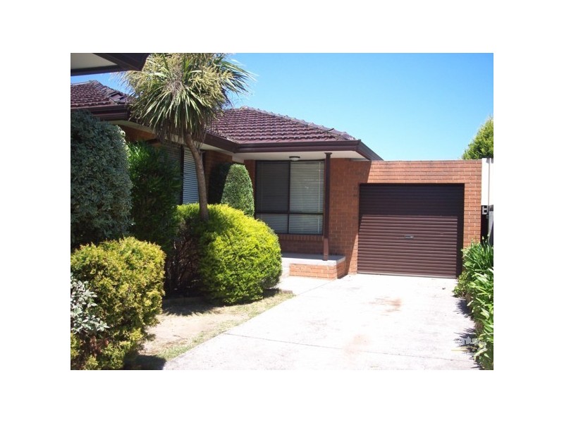 2/7 Dealing Drive, Clarinda VIC 3169