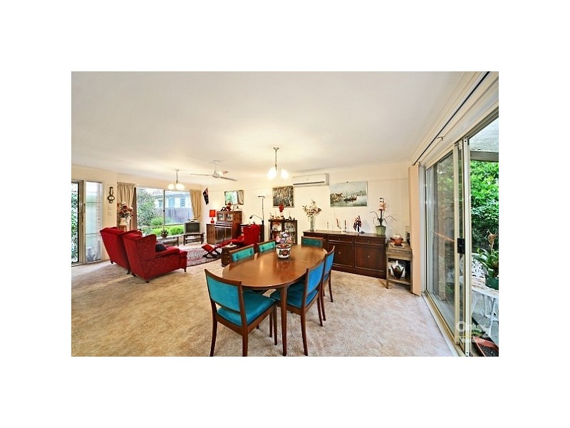 2/17 Lilac Street, Bentleigh East VIC 3165