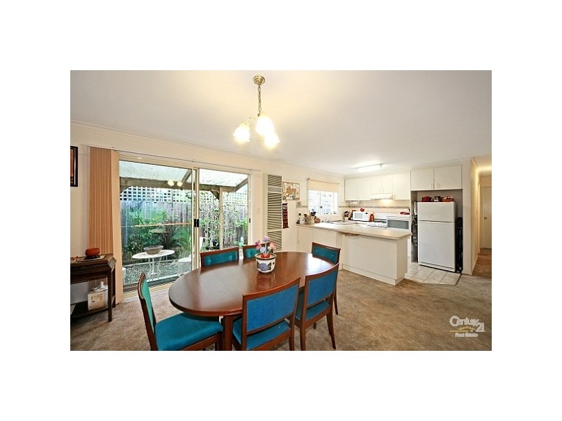 2/17 Lilac Street, Bentleigh East VIC 3165