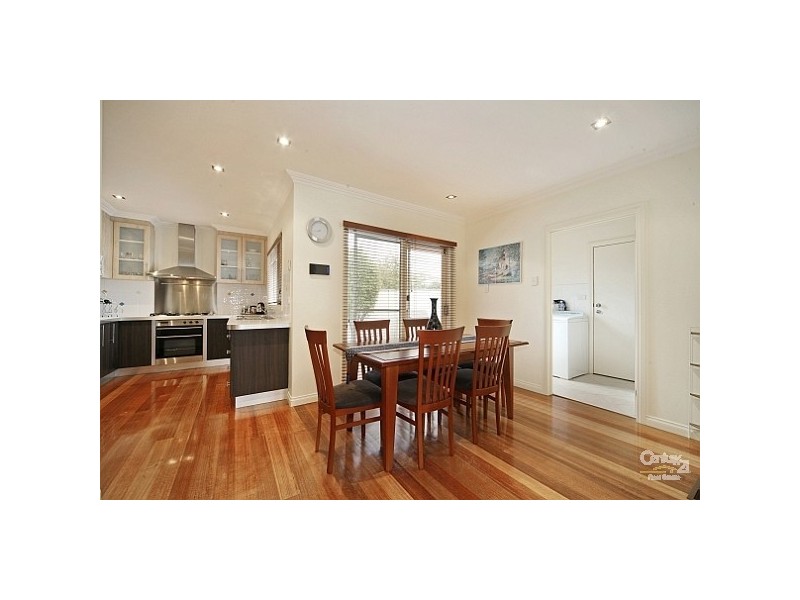 2/2 Bethell Street, Ormond VIC 3204