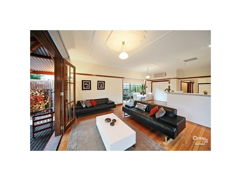 73 Nicholson Street, Mckinnon VIC 3204