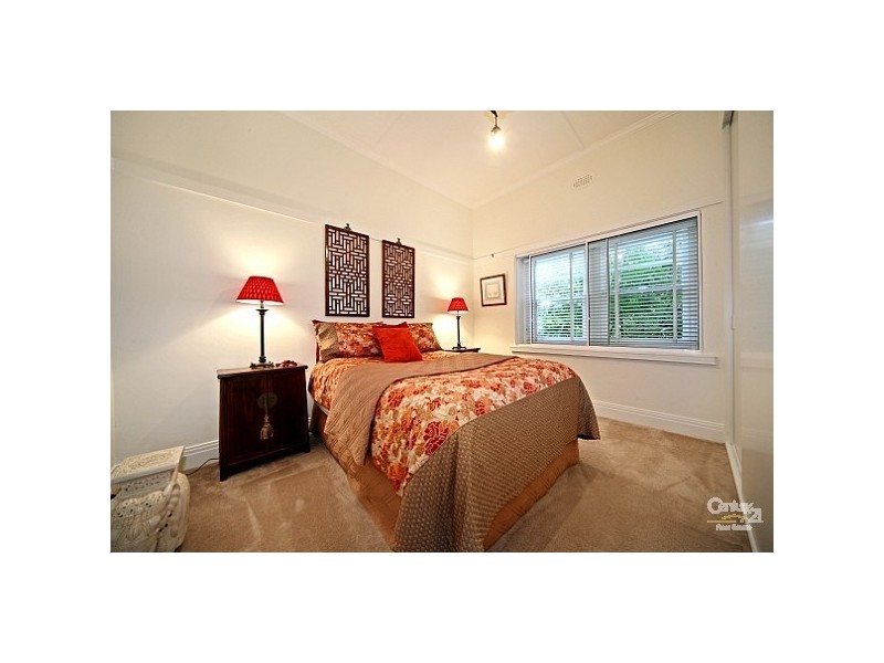 73 Nicholson Street, Mckinnon VIC 3204