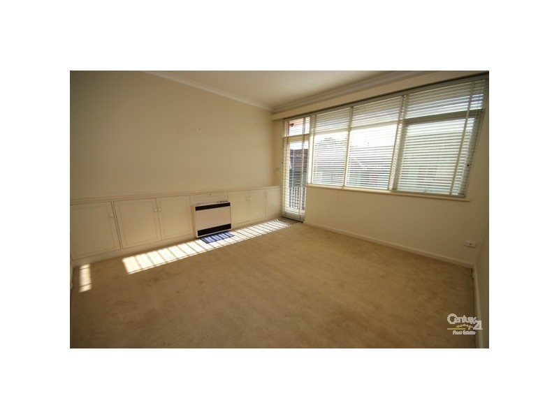 8/4 Osborne Street, Glen Iris VIC 3146