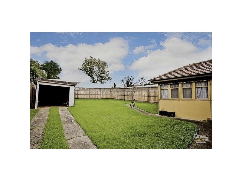 2 Pascoe Avenue, Bentleigh VIC 3204