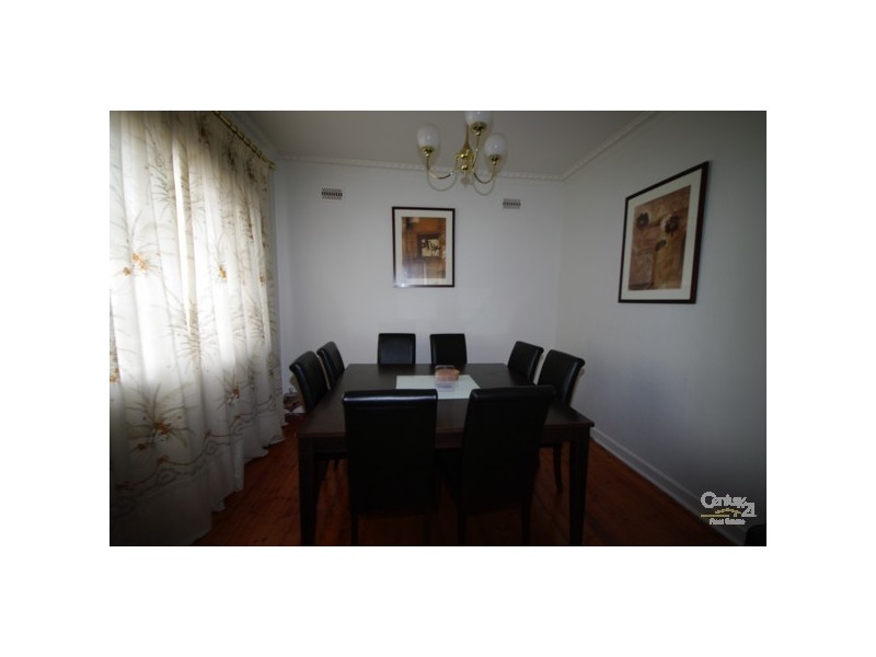 15 Quinns Road, Bentleigh East VIC 3165