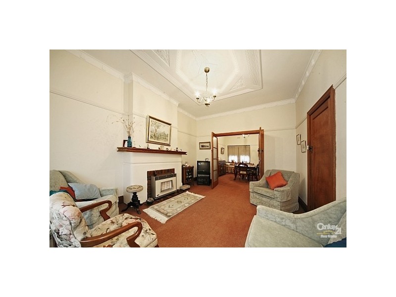 43 McKinnon Road, Mckinnon VIC 3204