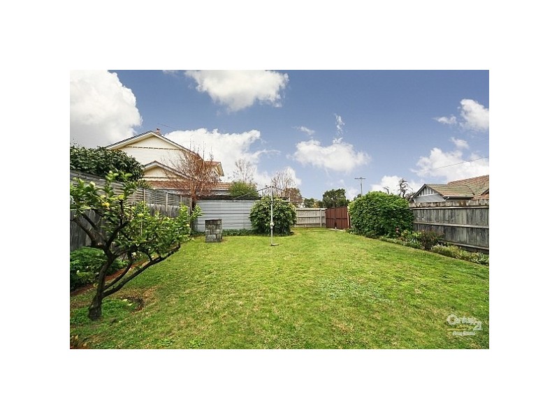 43 McKinnon Road, Mckinnon VIC 3204