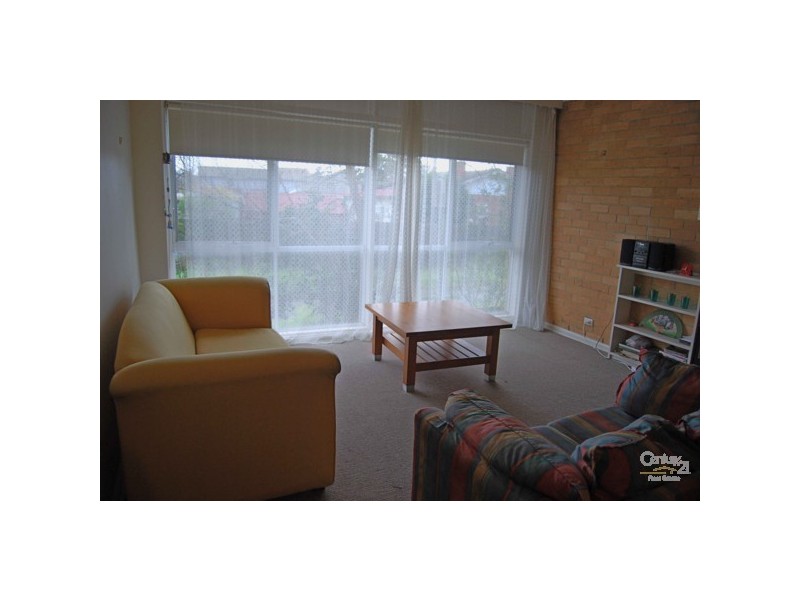 8/21 Bent Street, Bentleigh VIC 3204